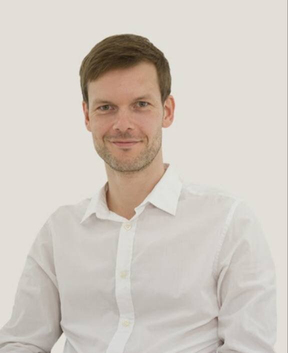 About 1 Ken Ruthenberg